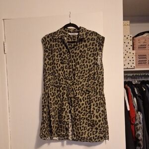 Leopard Print Sleeveless Top
